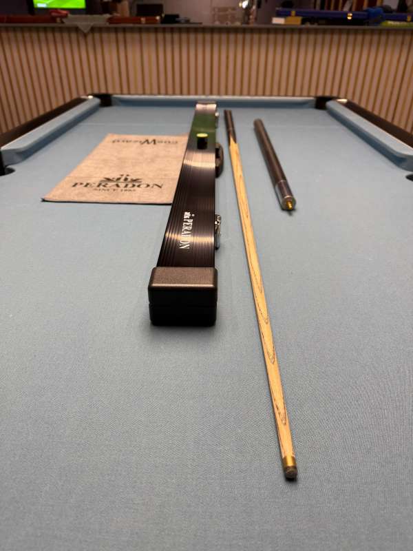 Cue & Case Package with extension, towel & Taom V10 chalk - Image 5