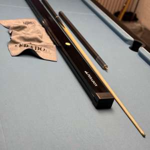 Cue & Case Package with extension, towel & Taom V10 chalk